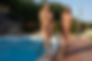 [photodromm.com] 2020-06/[photodromm.com] - 2020.06.28 - Alina & Margot - Just The Two Of Us II (x42) 2000x3000/30l.jpg