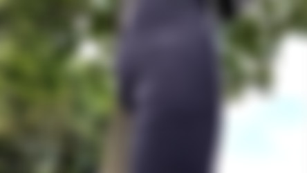 mywetworld.com/Blue_leggings_wetting_in_the_park__January_2023__1080p.mp4